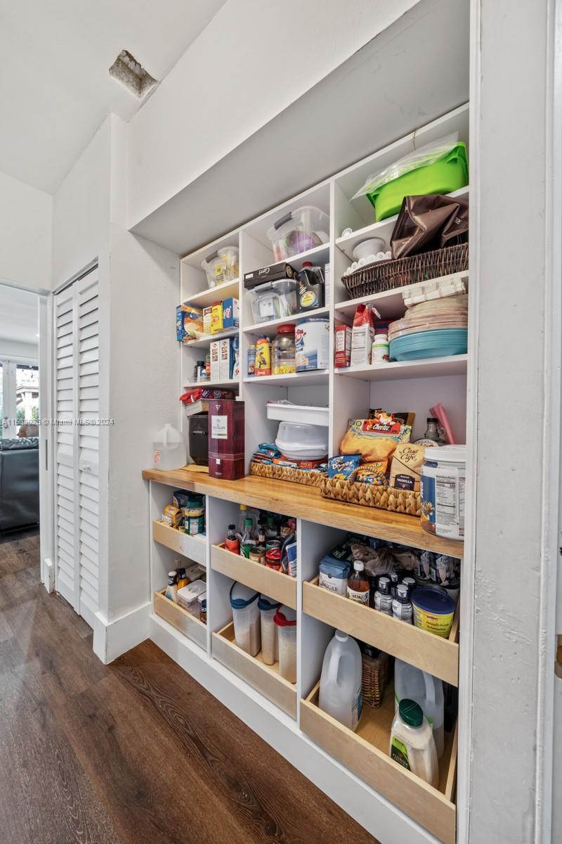 15318 SW 23rd St, Miami, Florida 33185, 4 Bedrooms Bedrooms, ,4 BathroomsBathrooms,Residential,For Sale,15318 SW 23rd St,A11538026