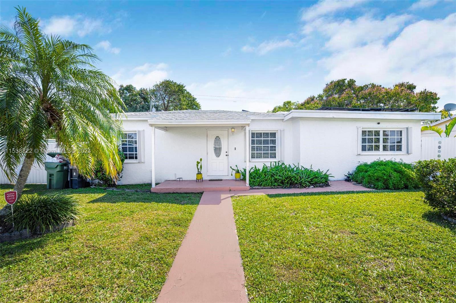 10060 SW 171st St  For Sale A11538822, FL