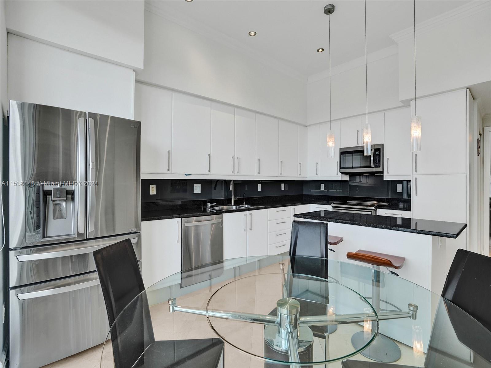 16500 Collins Ave, Sunny Isles Beach, FL, 33160 United States, 4 Bedrooms Bedrooms, ,4 BathroomsBathrooms,Residential,For Sale,Collins Ave,A11538148