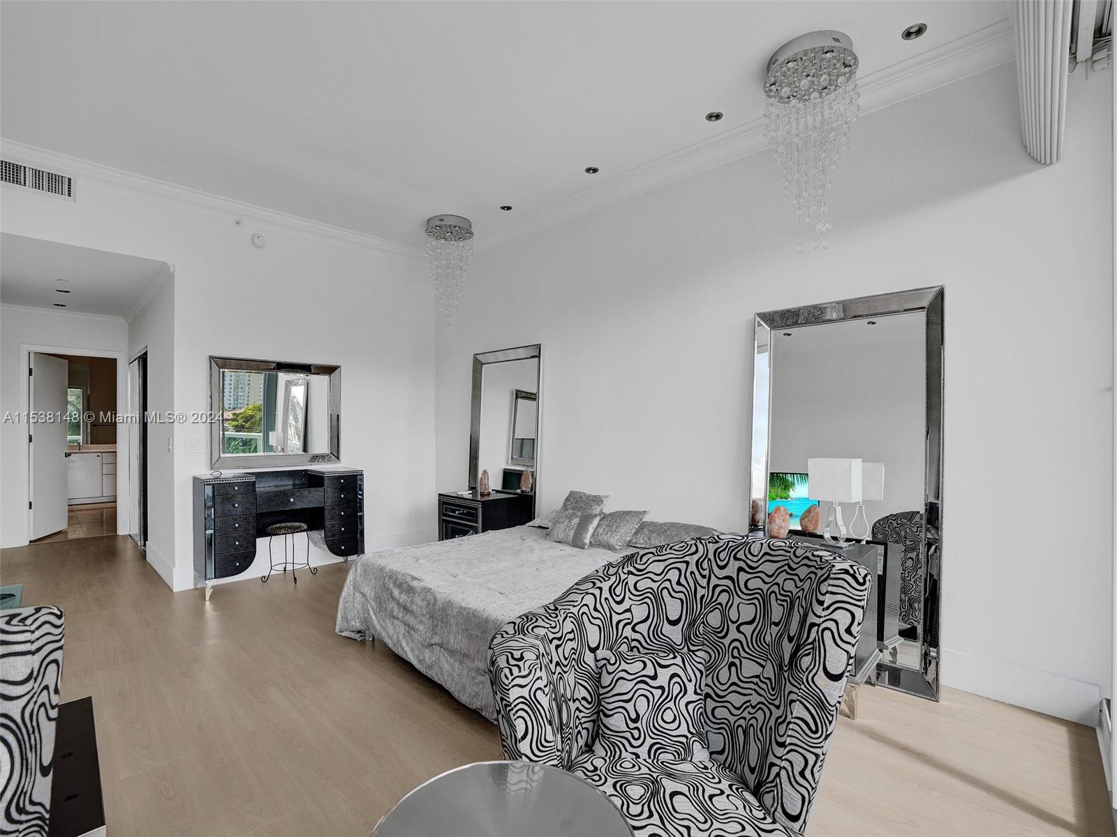 16500 Collins Ave, Sunny Isles Beach, FL, 33160 United States, 4 Bedrooms Bedrooms, ,4 BathroomsBathrooms,Residential,For Sale,Collins Ave,A11538148