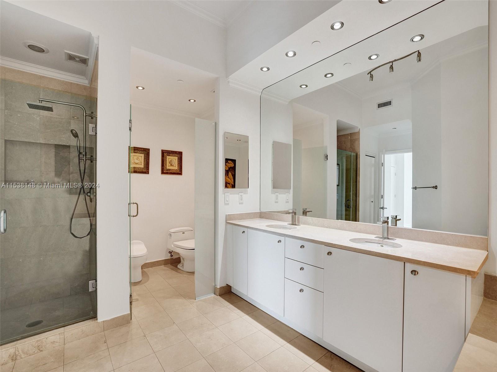 16500 Collins Ave, Sunny Isles Beach, FL, 33160 United States, 4 Bedrooms Bedrooms, ,4 BathroomsBathrooms,Residential,For Sale,Collins Ave,A11538148