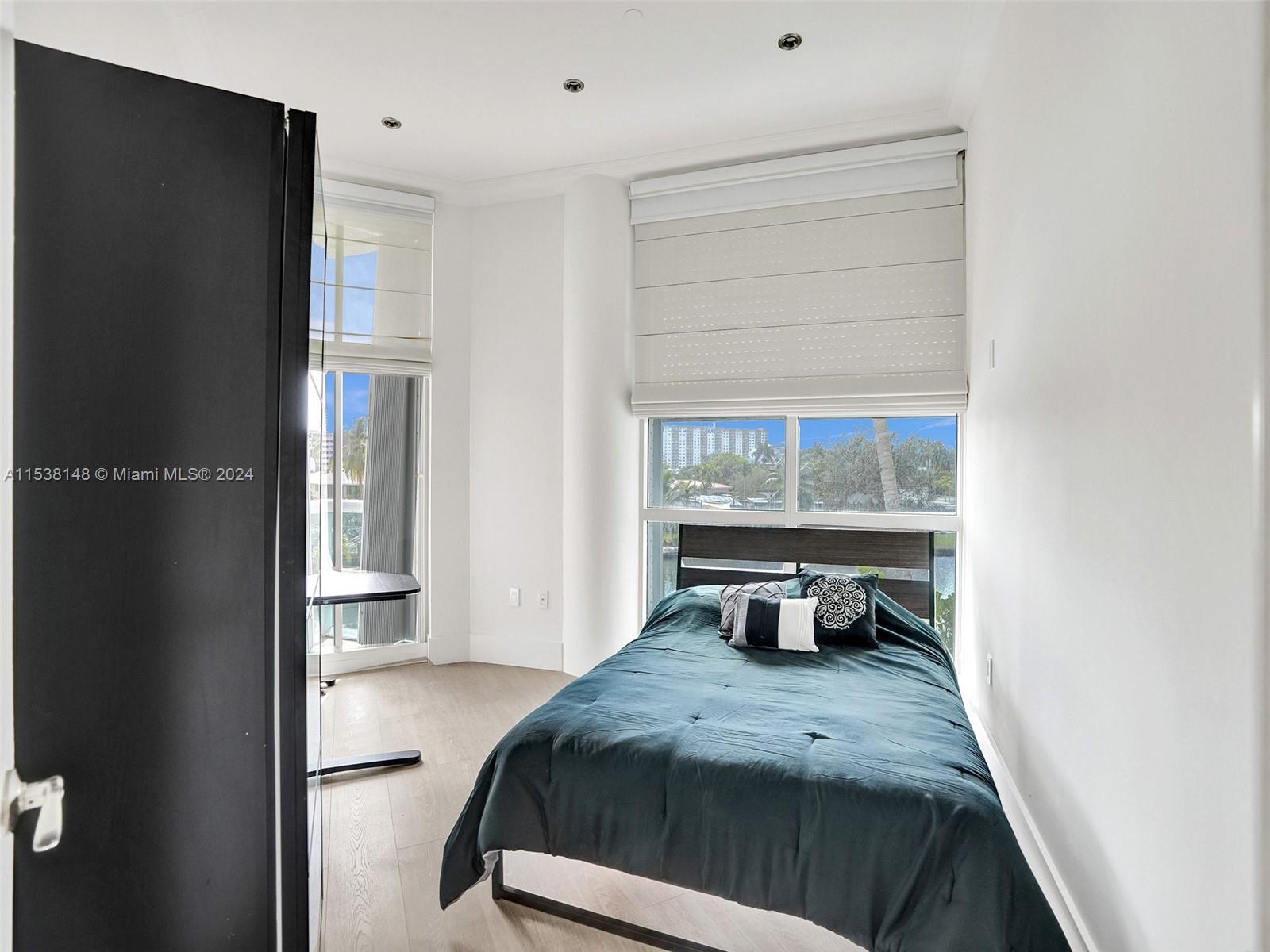 16500 Collins Ave, Sunny Isles Beach, FL, 33160 United States, 4 Bedrooms Bedrooms, ,4 BathroomsBathrooms,Residential,For Sale,Collins Ave,A11538148