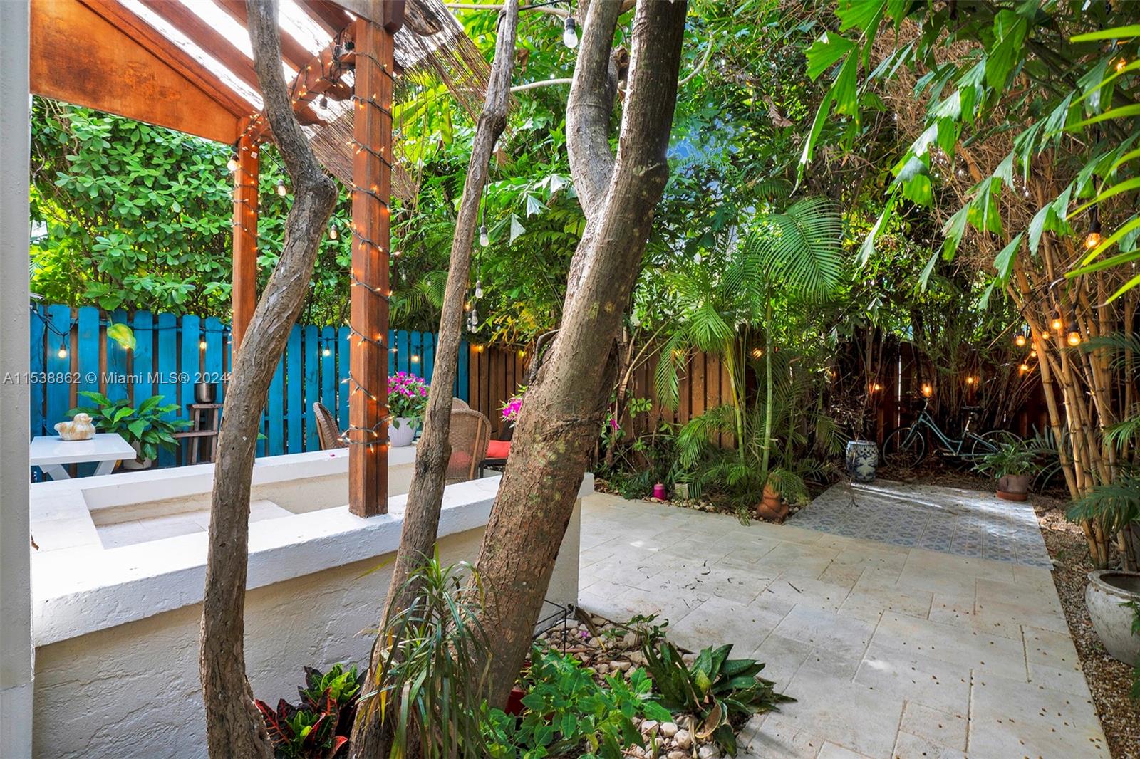 1036 Euclid Ave 1036, Miami Beach, Florida 33139, 2 Bedrooms Bedrooms, ,2 BathroomsBathrooms,Residential,For Sale,1036 Euclid Ave 1036,A11538862