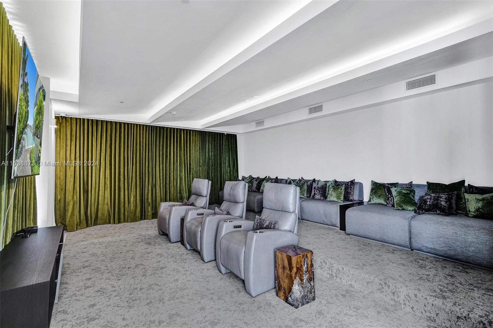 488 NE 18th St 4710, Miami, Florida 33132, 3 Bedrooms Bedrooms, ,3 BathroomsBathrooms,Residential,For Sale,488 NE 18th St 4710,A11538873