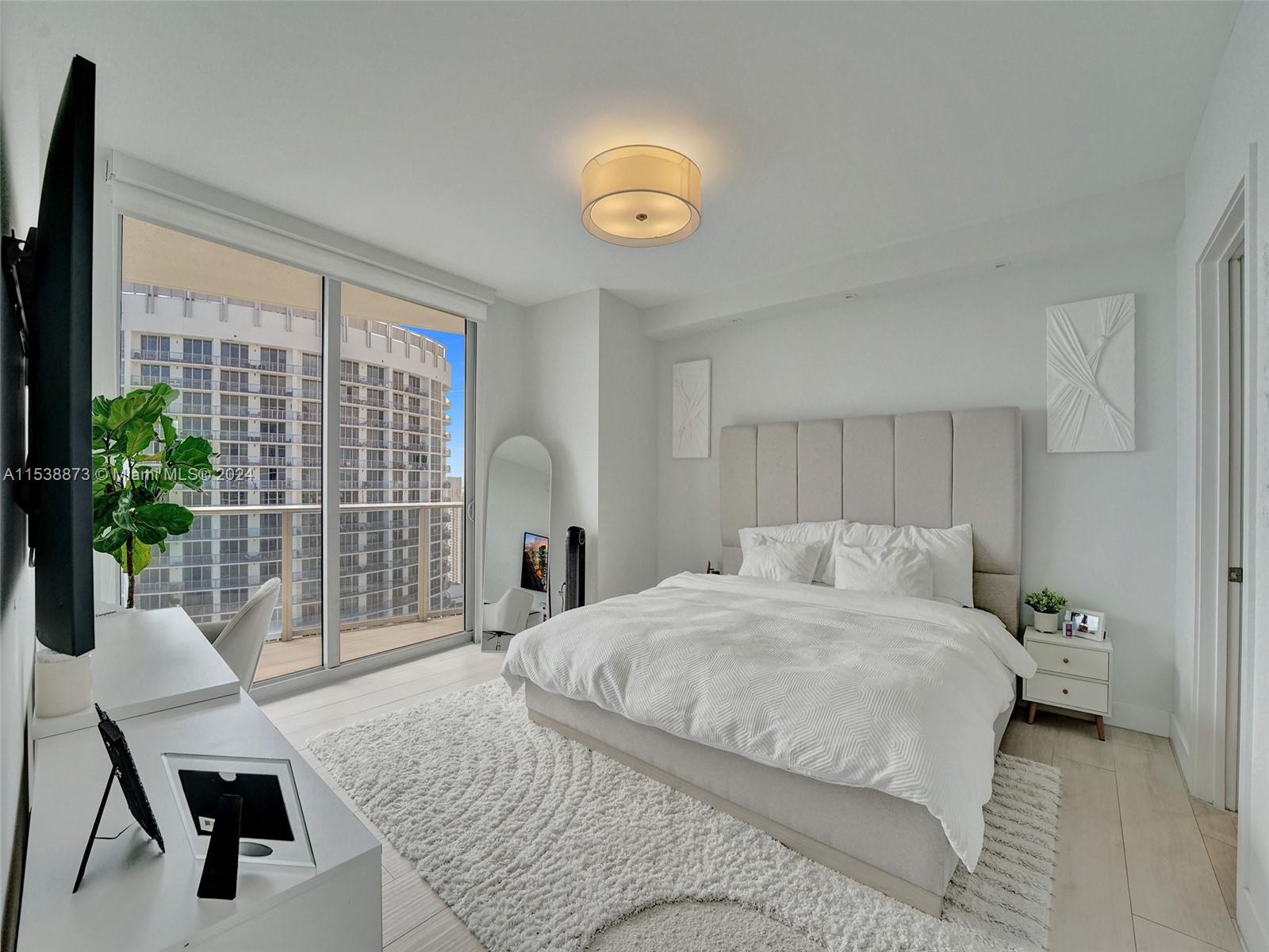 488 NE 18th St 4710, Miami, Florida 33132, 3 Bedrooms Bedrooms, ,3 BathroomsBathrooms,Residential,For Sale,488 NE 18th St 4710,A11538873