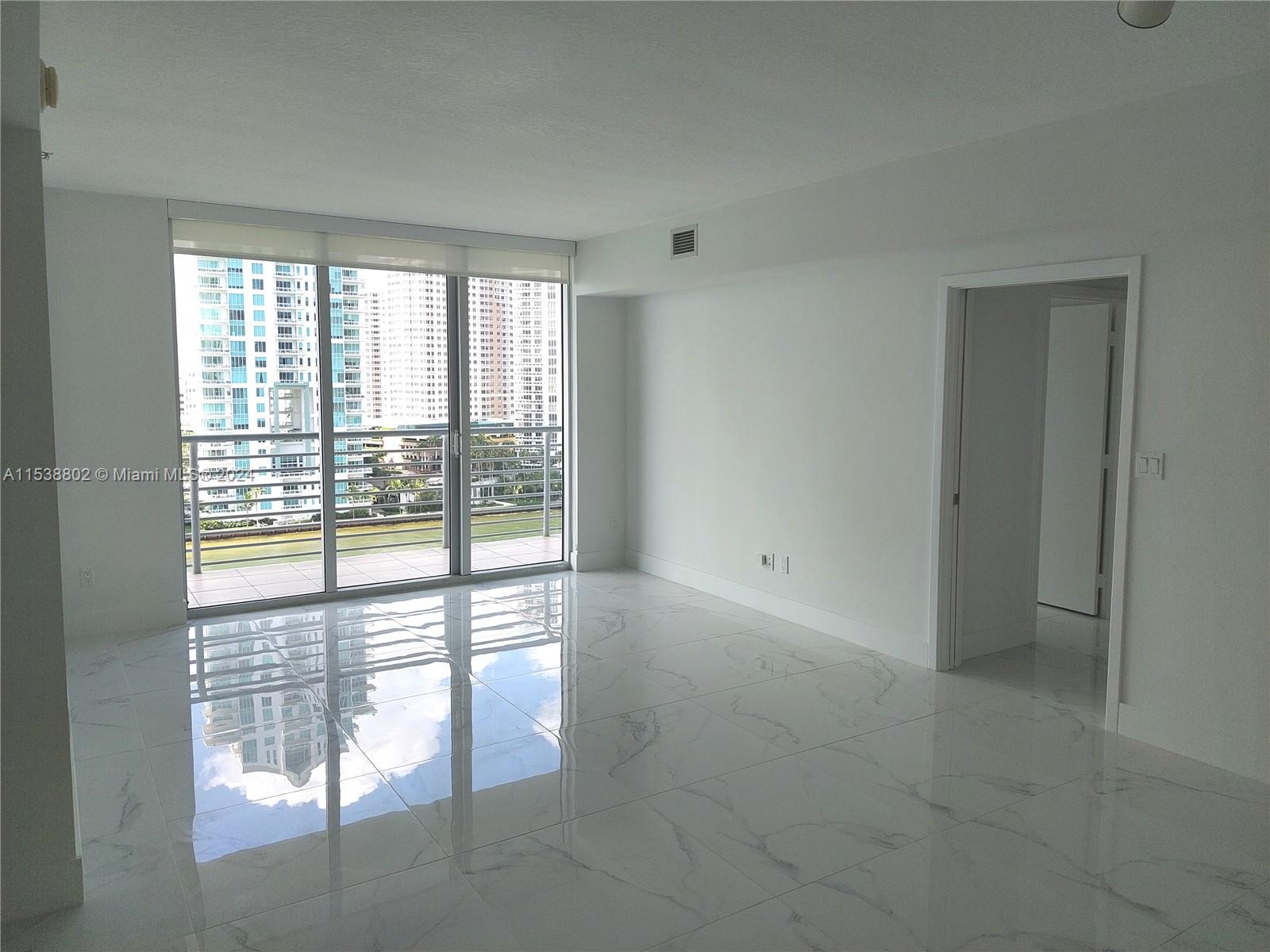 335 S Biscayne Blvd 1407, Miami, Florida 33131, 2 Bedrooms Bedrooms, ,2 BathroomsBathrooms,Residential,For Sale,335 S Biscayne Blvd 1407,A11538802
