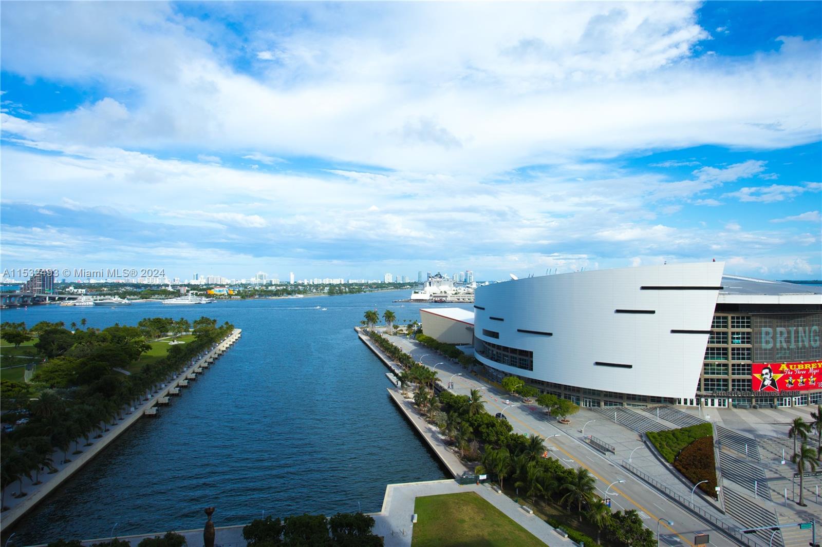 888 Biscayne Blvd 1907, Miami, Florida 33132, 1 Bedroom Bedrooms, ,1 BathroomBathrooms,Residentiallease,For Rent,888 Biscayne Blvd 1907,A11532493