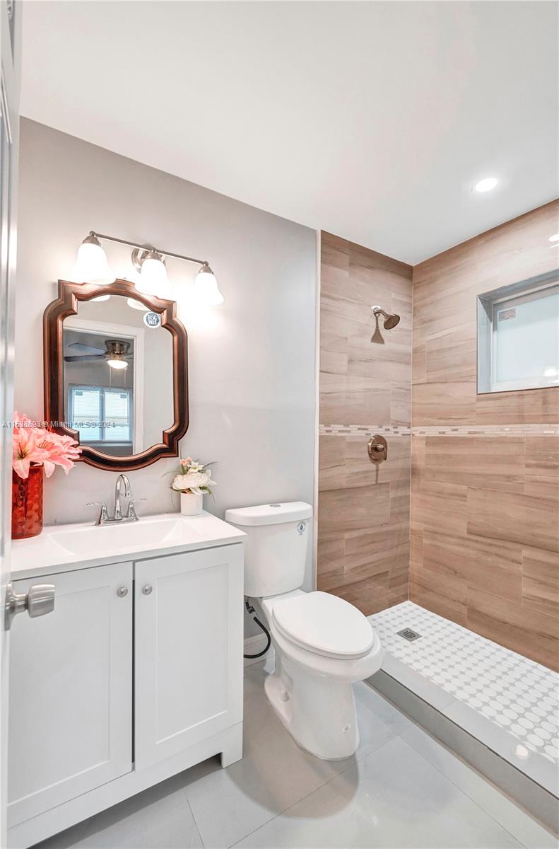 2725 Scott St, Hollywood, Florida 33020, 3 Bedrooms Bedrooms, ,2 BathroomsBathrooms,Residential,For Sale,2725 Scott St,A11538893