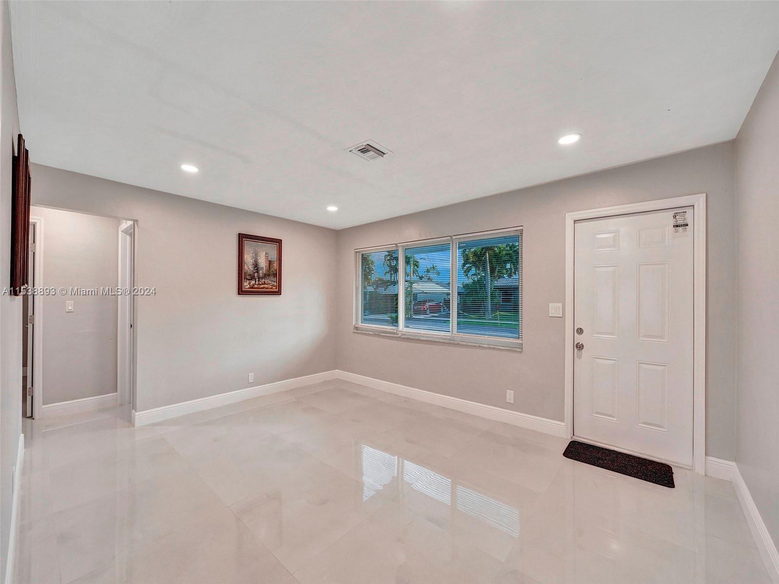 2725 Scott St, Hollywood, Florida 33020, 3 Bedrooms Bedrooms, ,2 BathroomsBathrooms,Residential,For Sale,2725 Scott St,A11538893