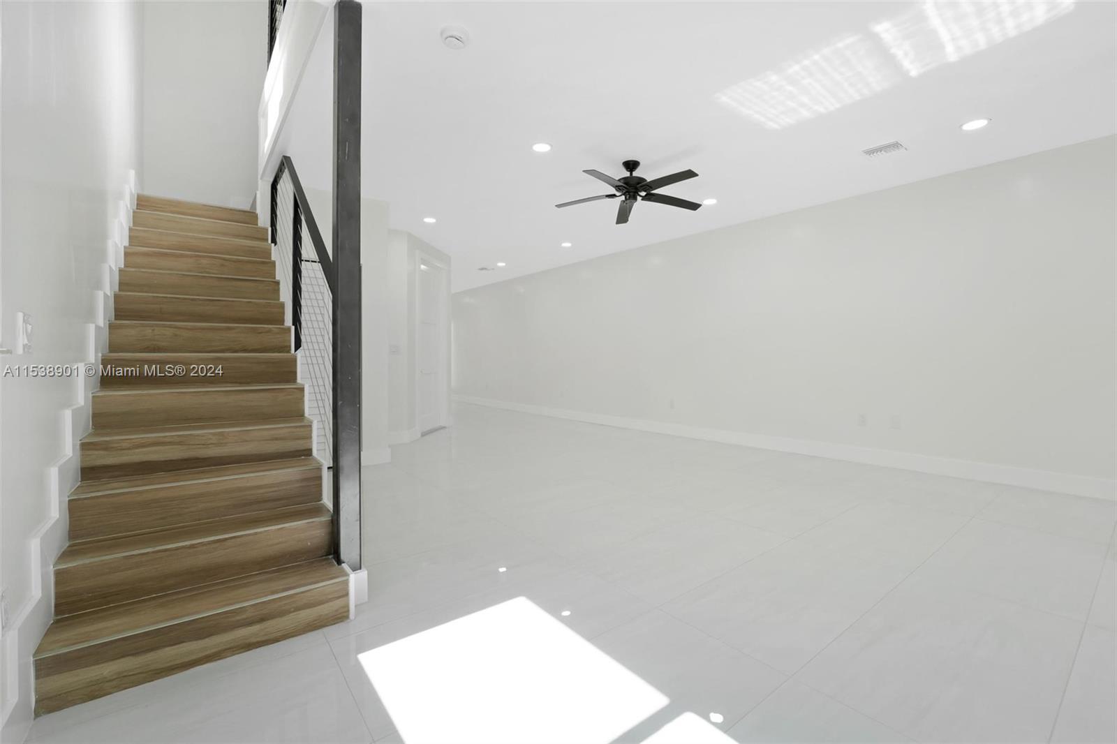 1213 Las Olas Blvd, Fort Lauderdale, FL, 33312 United States, 3 Bedrooms Bedrooms, ,2 BathroomsBathrooms,Residential,For Sale,Las Olas Blvd,A11538901