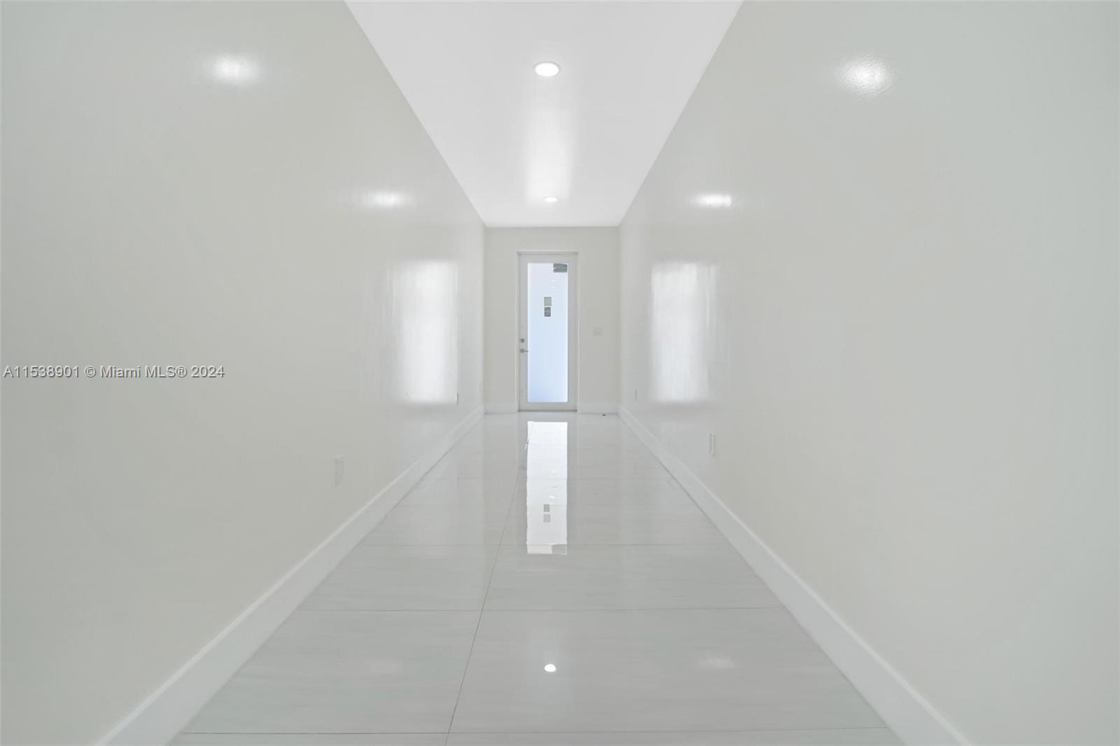 1213 Las Olas Blvd, Fort Lauderdale, FL, 33312 United States, 3 Bedrooms Bedrooms, ,2 BathroomsBathrooms,Residential,For Sale,Las Olas Blvd,A11538901