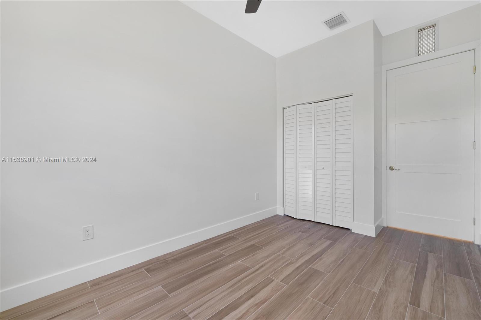 1213 Las Olas Blvd, Fort Lauderdale, FL, 33312 United States, 3 Bedrooms Bedrooms, ,2 BathroomsBathrooms,Residential,For Sale,Las Olas Blvd,A11538901