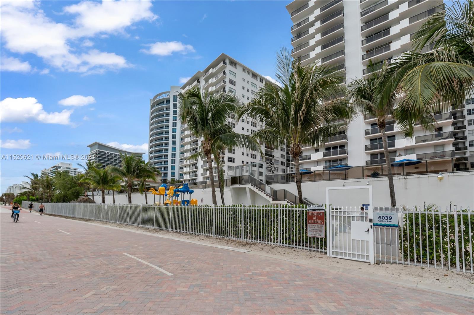 6039 Collins Ave 1514, Miami Beach, Florida 33140, 2 Bedrooms Bedrooms, ,2 BathroomsBathrooms,Residential,For Sale,6039 Collins Ave 1514,A11520621