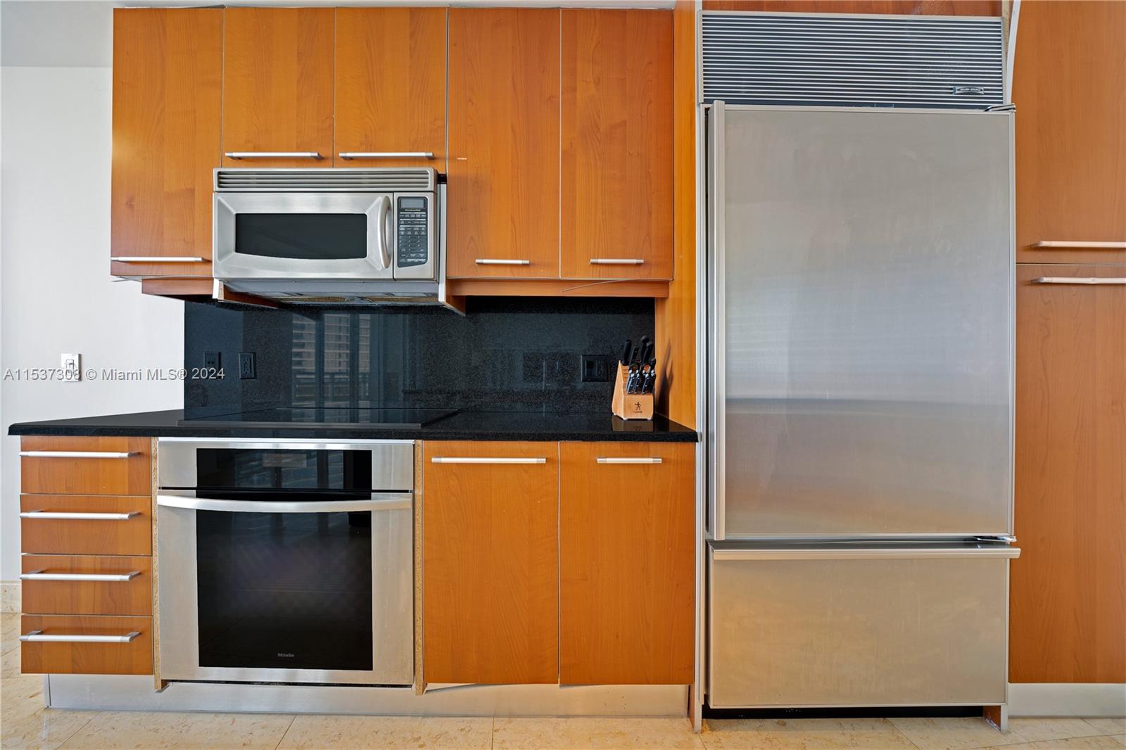 901 Brickell Key Blvd 1407, Miami, Florida 33131, 2 Bedrooms Bedrooms, ,2 BathroomsBathrooms,Residential,For Sale,901 Brickell Key Blvd 1407,A11537308