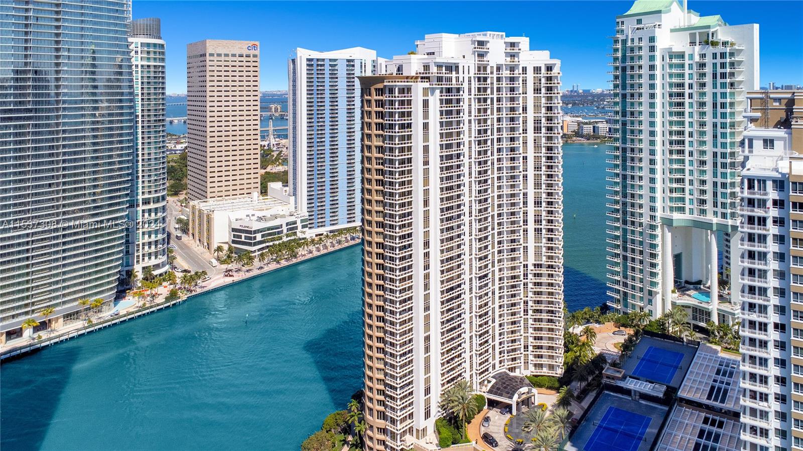 901 Brickell Key Blvd 1407, Miami, Florida 33131, 2 Bedrooms Bedrooms, ,2 BathroomsBathrooms,Residential,For Sale,901 Brickell Key Blvd 1407,A11537308