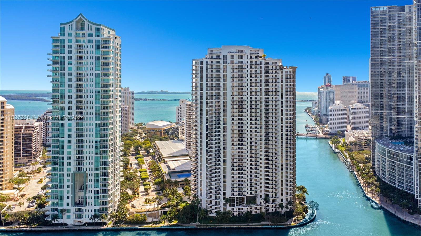 901 Brickell Key Blvd 1407, Miami, Florida 33131, 2 Bedrooms Bedrooms, ,2 BathroomsBathrooms,Residential,For Sale,901 Brickell Key Blvd 1407,A11537308