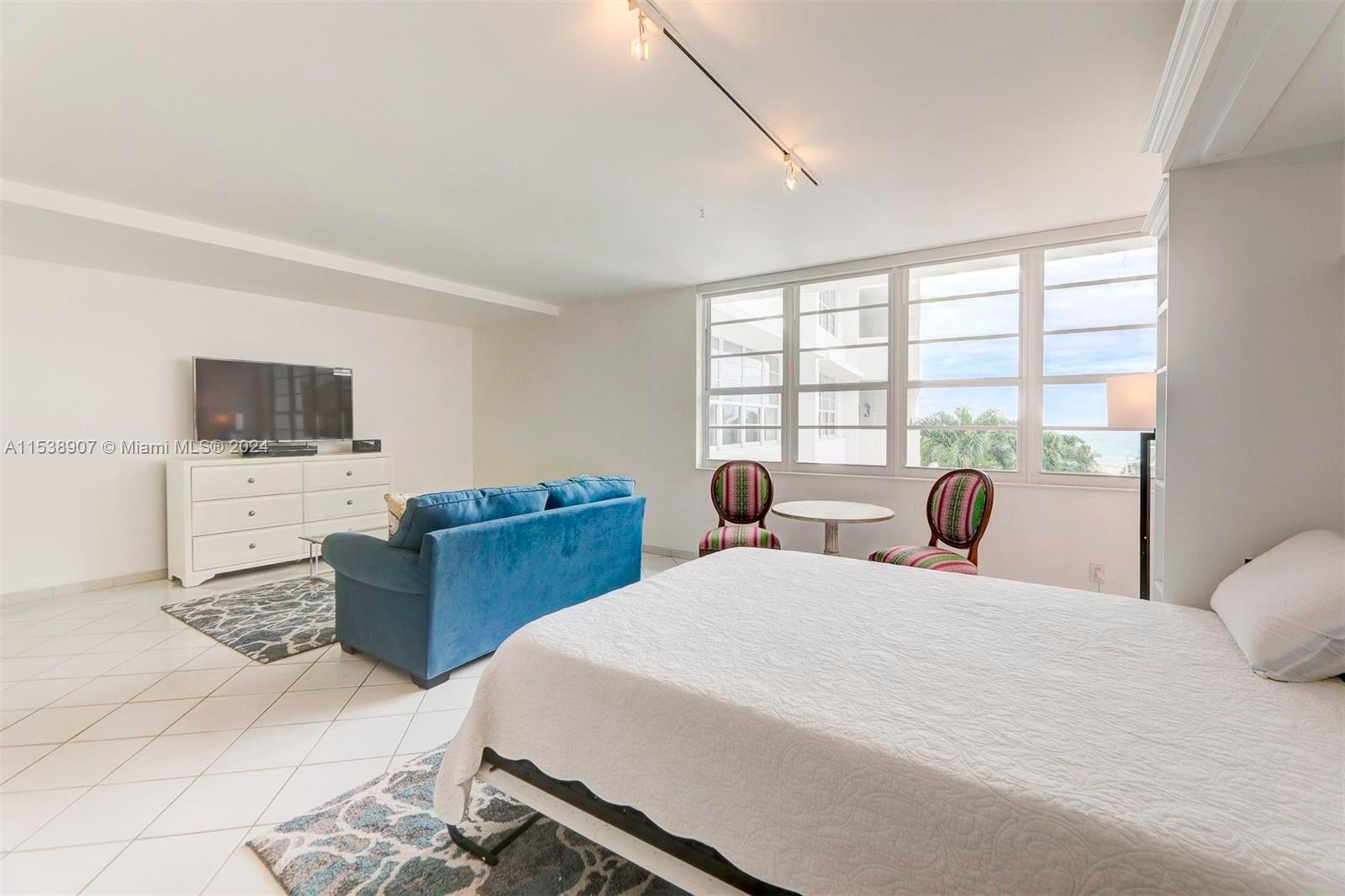 100 Lincoln Rd 515, Miami Beach, Florida 33139, ,1 BathroomBathrooms,Residentiallease,For Rent,100 Lincoln Rd 515,A11538907