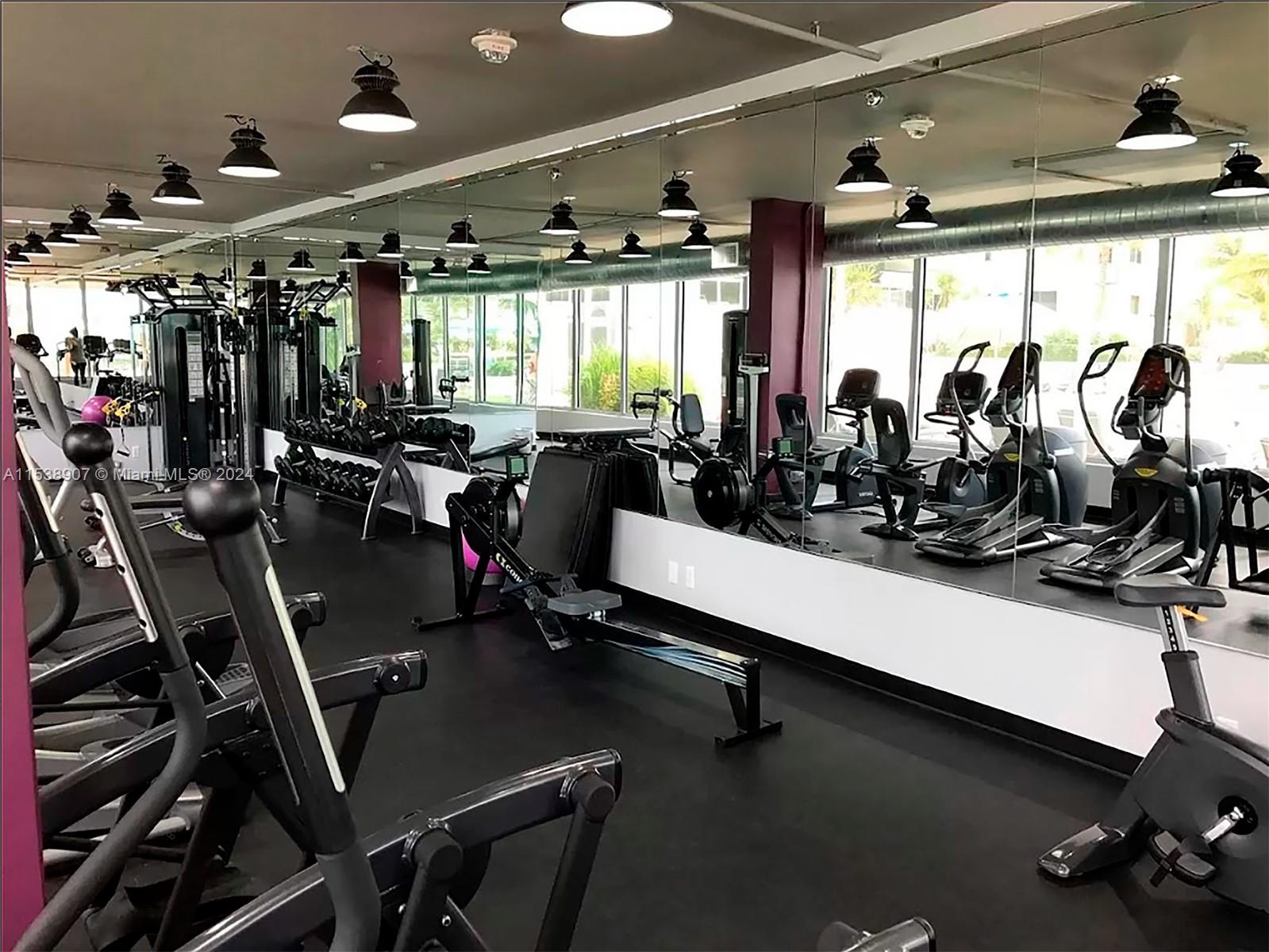 100 Lincoln Rd 515, Miami Beach, Florida 33139, ,1 BathroomBathrooms,Residentiallease,For Rent,100 Lincoln Rd 515,A11538907