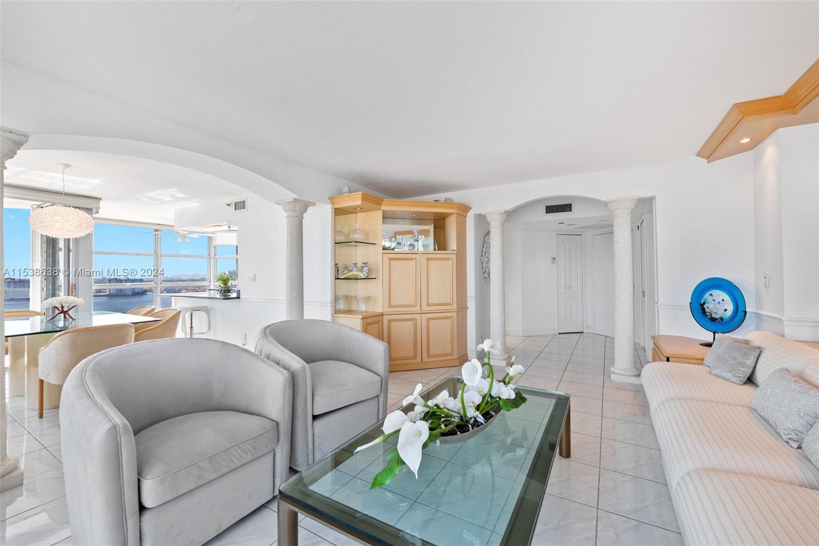 19195 36th Ct, Aventura, FL, 33180 United States, 2 Bedrooms Bedrooms, ,2 BathroomsBathrooms,Residential,For Sale,36th Ct,A11538638