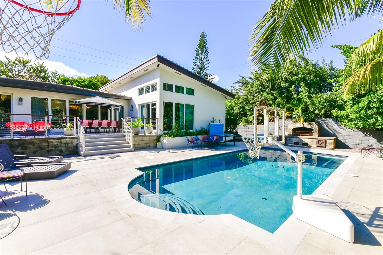 5201 5th Ave, Miami, FL, 33137 United States, 5 Bedrooms Bedrooms, ,4 BathroomsBathrooms,Residential,For Sale,5th Ave,A11538928