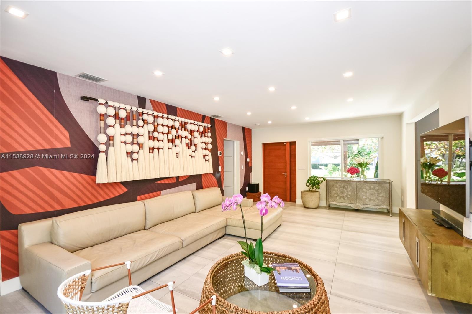 5201 NE 5th Ave, Miami, Florida 33137, 5 Bedrooms Bedrooms, ,4 BathroomsBathrooms,Residential,For Sale,5201 NE 5th Ave,A11538928