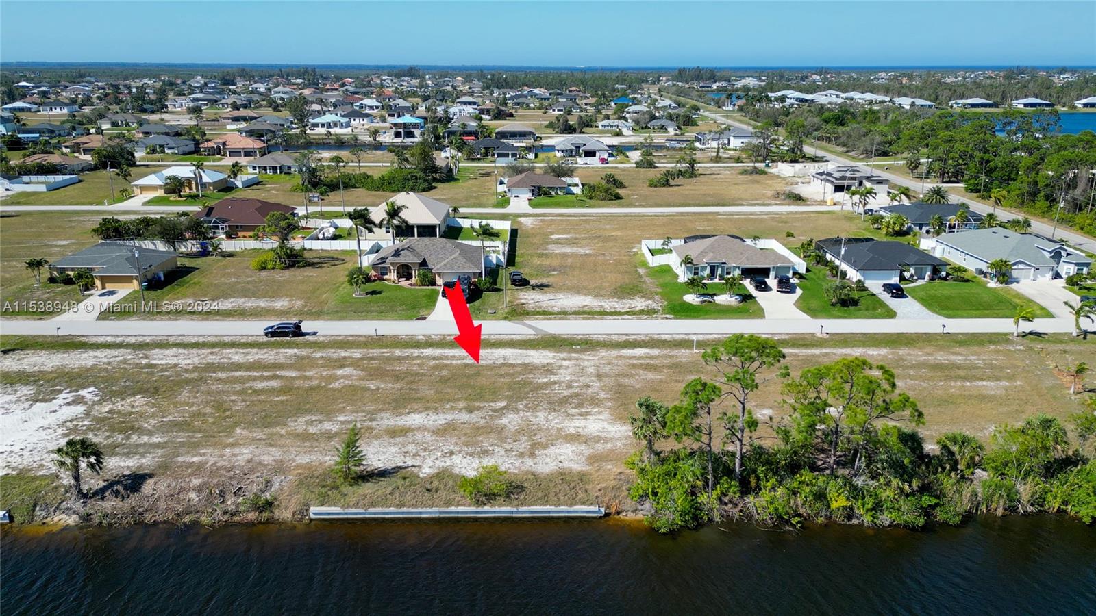 2335 NW 35th Ave, Cape Coral, FL 33993