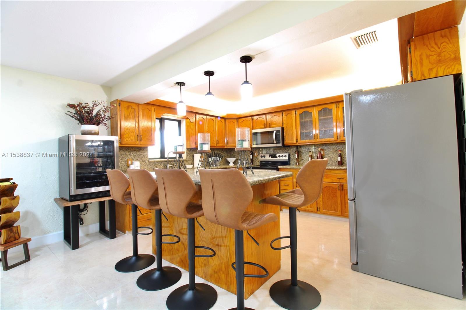 18250 SW 202nd St, Miami, Florida 33187, 4 Bedrooms Bedrooms, ,2 BathroomsBathrooms,Residential,For Sale,18250 SW 202nd St,A11538837