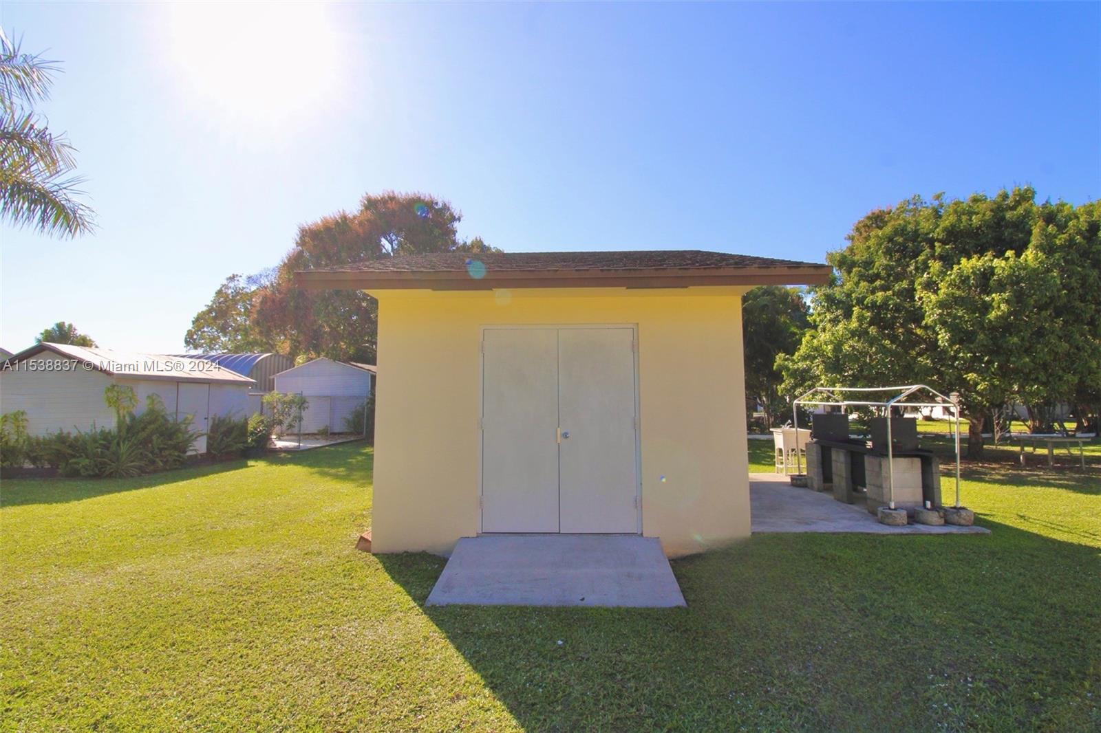 18250 SW 202nd St, Miami, Florida 33187, 4 Bedrooms Bedrooms, ,2 BathroomsBathrooms,Residential,For Sale,18250 SW 202nd St,A11538837