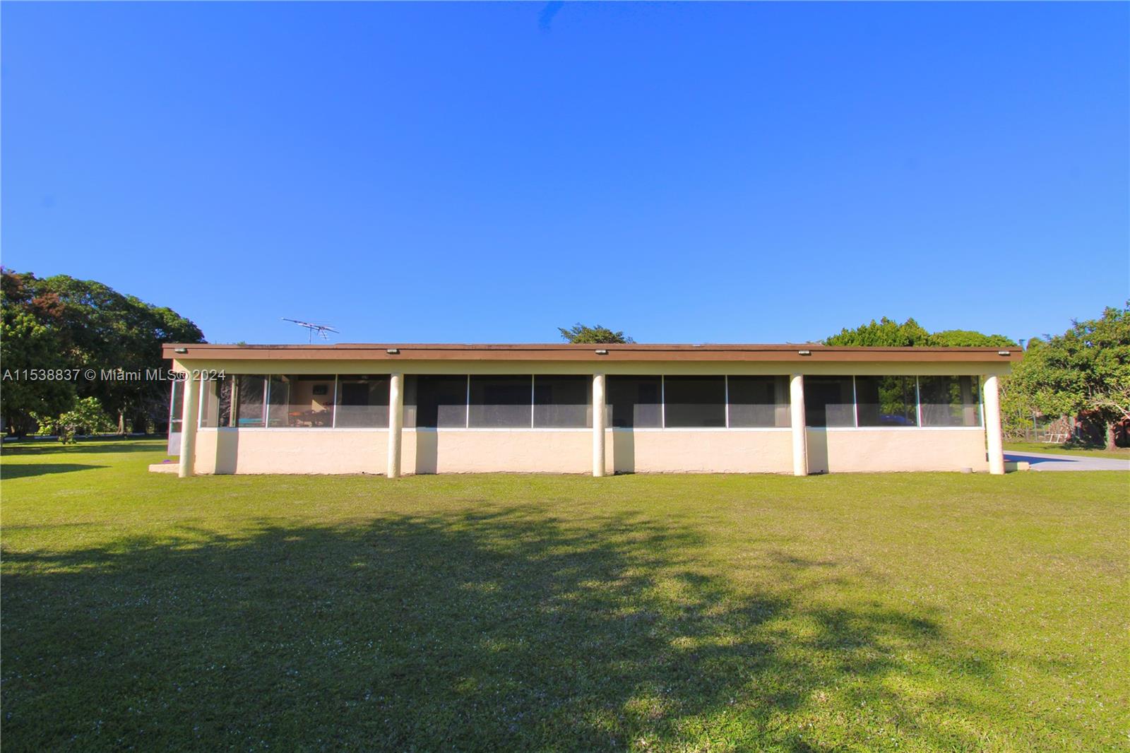 18250 SW 202nd St, Miami, Florida 33187, 4 Bedrooms Bedrooms, ,2 BathroomsBathrooms,Residential,For Sale,18250 SW 202nd St,A11538837