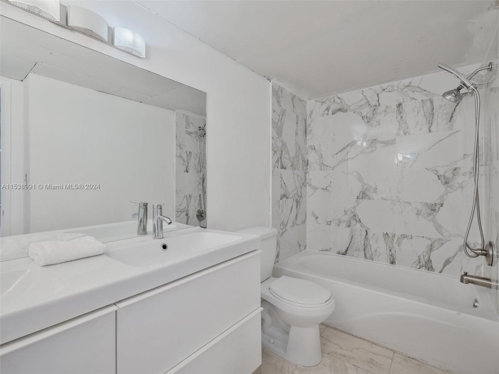 Aventura, FL, 33160 United States, 1 Bedroom Bedrooms, ,1 BathroomBathrooms,Residential,For Sale,A11538991