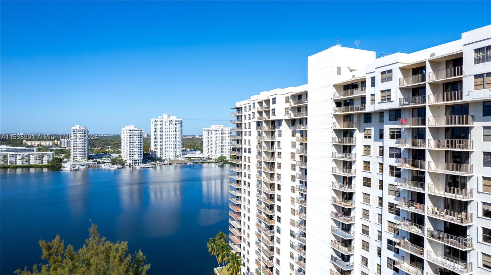 Aventura, FL, 33160 United States, 1 Bedroom Bedrooms, ,1 BathroomBathrooms,Residential,For Sale,A11538991
