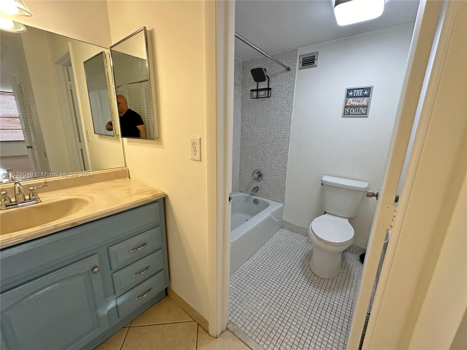 3800 S Ocean Dr 611, Hollywood, Florida 33019, 2 Bedrooms Bedrooms, ,2 BathroomsBathrooms,Residentiallease,For Rent,3800 S Ocean Dr 611,A11539049