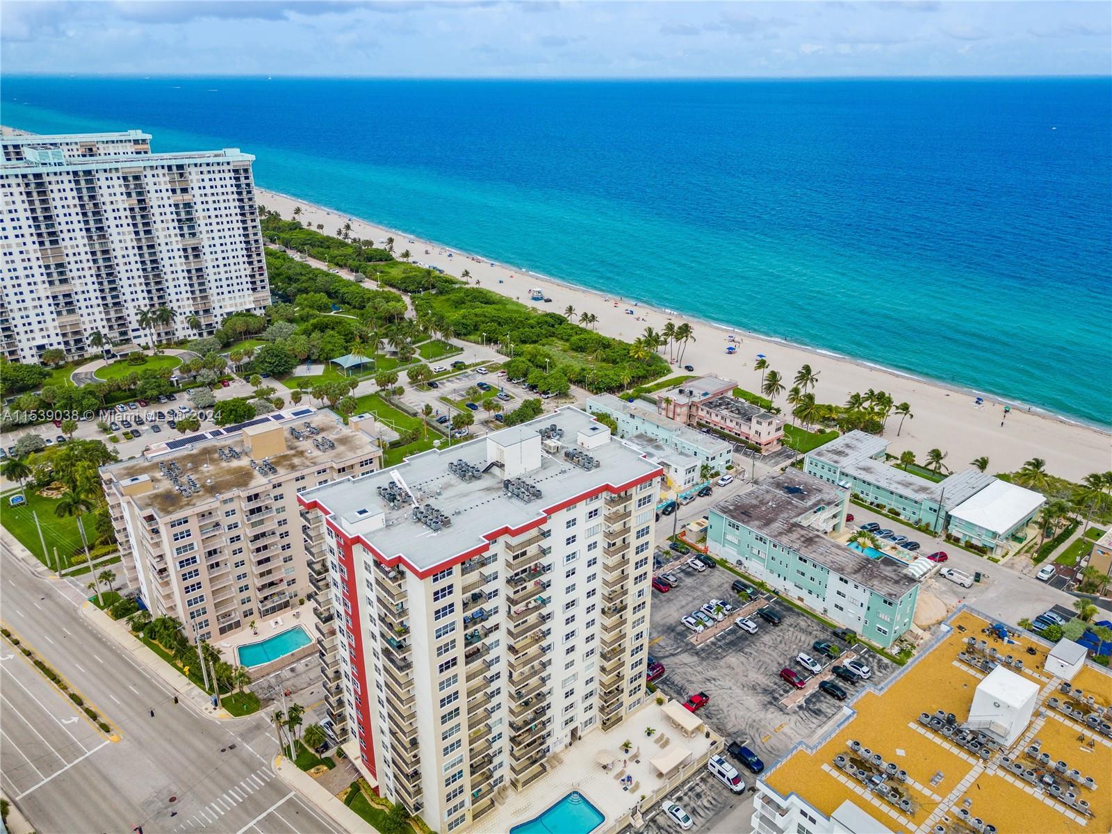 1401 S Ocean Dr 504, Hollywood, Florida 33019, 2 Bedrooms Bedrooms, ,2 BathroomsBathrooms,Residential,For Sale,1401 S Ocean Dr 504,A11539038