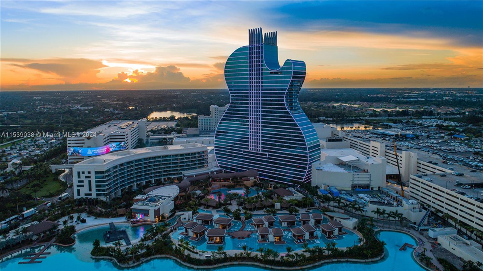 Hard Rock Guitar Hotel