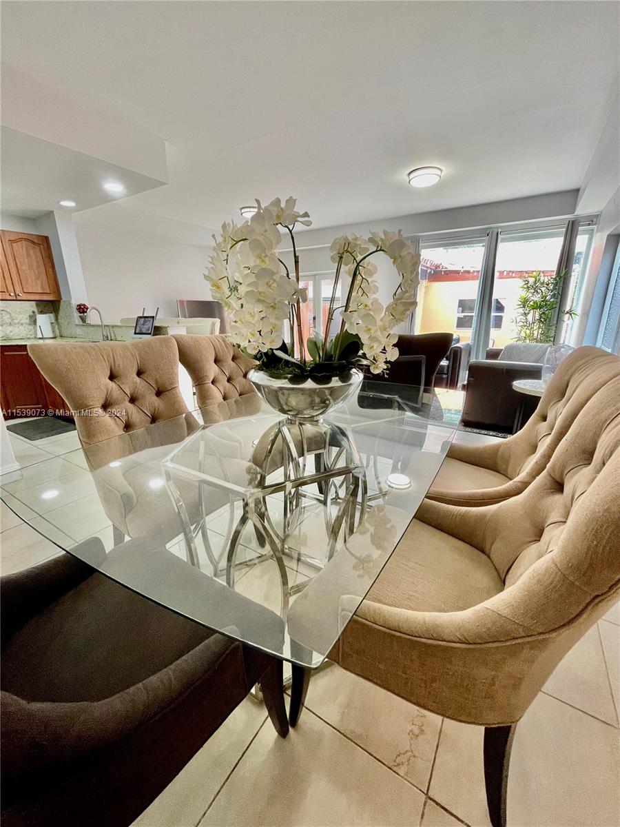 1714 Mayo St 0, Hollywood, Florida 33020, 3 Bedrooms Bedrooms, ,2 BathroomsBathrooms,Residentiallease,For Rent,1714 Mayo St 0,A11539073