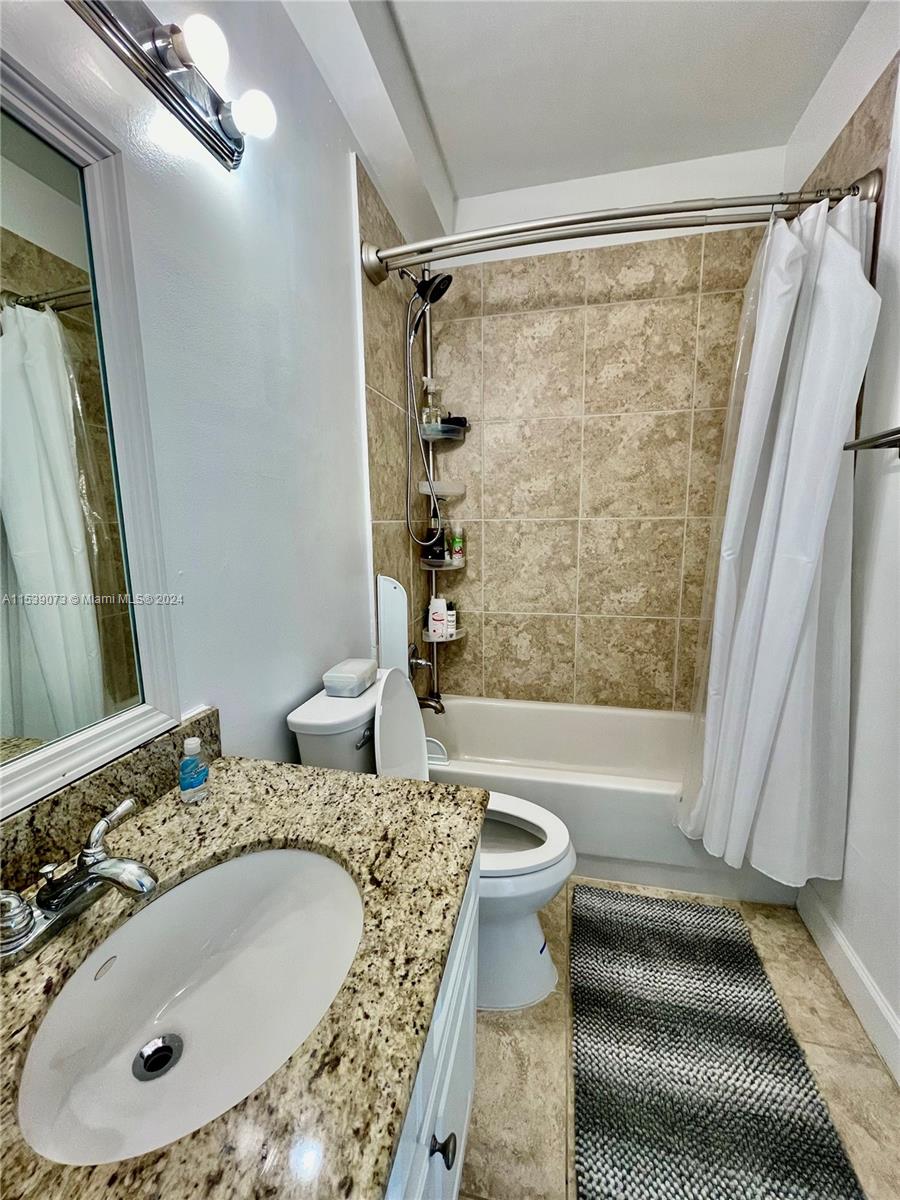 1714 Mayo St 0, Hollywood, Florida 33020, 3 Bedrooms Bedrooms, ,2 BathroomsBathrooms,Residentiallease,For Rent,1714 Mayo St 0,A11539073