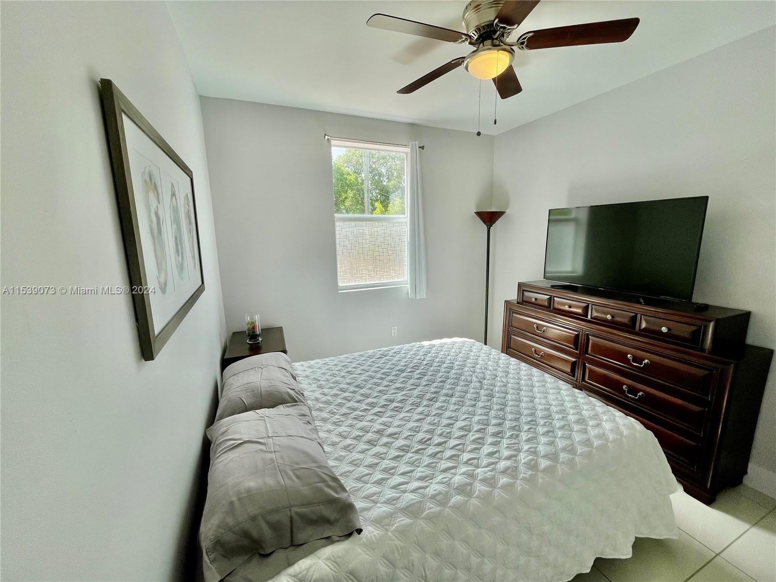 1714 Mayo St 0, Hollywood, Florida 33020, 3 Bedrooms Bedrooms, ,2 BathroomsBathrooms,Residentiallease,For Rent,1714 Mayo St 0,A11539073