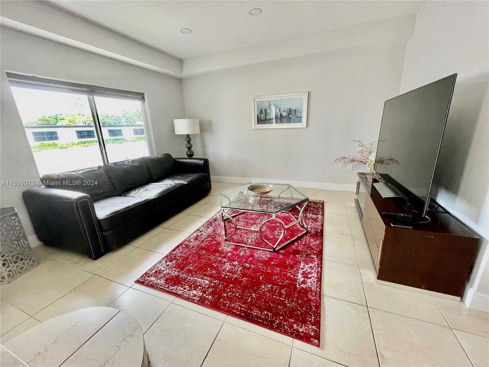 1714 Mayo St 0, Hollywood, Florida 33020, 3 Bedrooms Bedrooms, ,2 BathroomsBathrooms,Residentiallease,For Rent,1714 Mayo St 0,A11539073