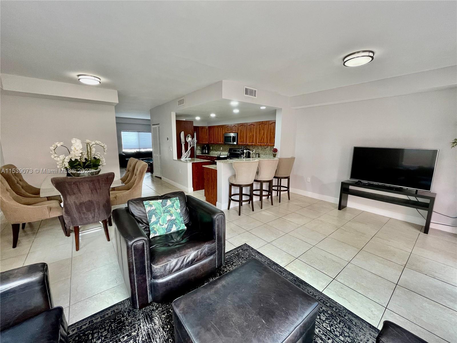 1714 Mayo St 0, Hollywood, Florida 33020, 3 Bedrooms Bedrooms, ,2 BathroomsBathrooms,Residentiallease,For Rent,1714 Mayo St 0,A11539073