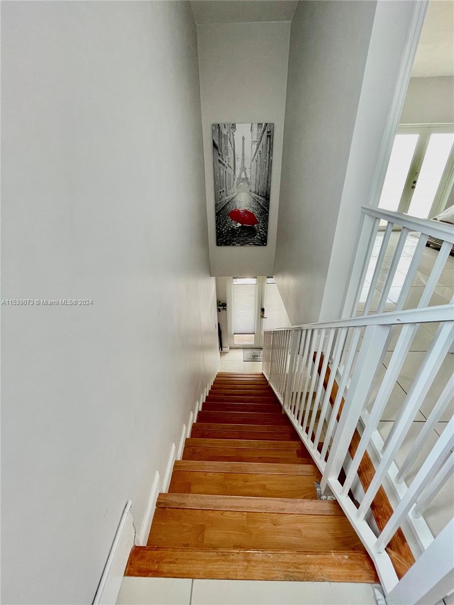 1714 Mayo St 0, Hollywood, Florida 33020, 3 Bedrooms Bedrooms, ,2 BathroomsBathrooms,Residentiallease,For Rent,1714 Mayo St 0,A11539073