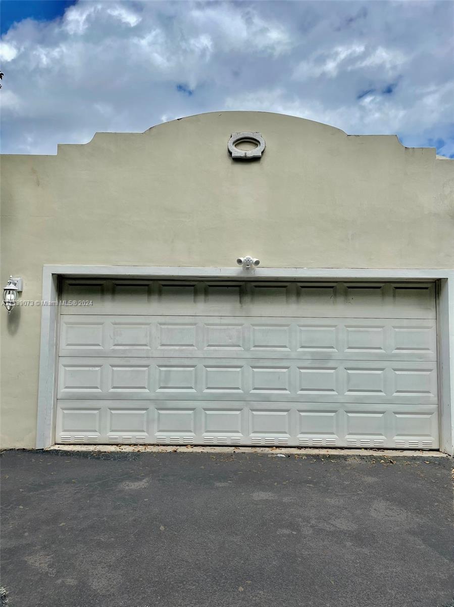 1714 Mayo St 0, Hollywood, Florida 33020, 3 Bedrooms Bedrooms, ,2 BathroomsBathrooms,Residentiallease,For Rent,1714 Mayo St 0,A11539073