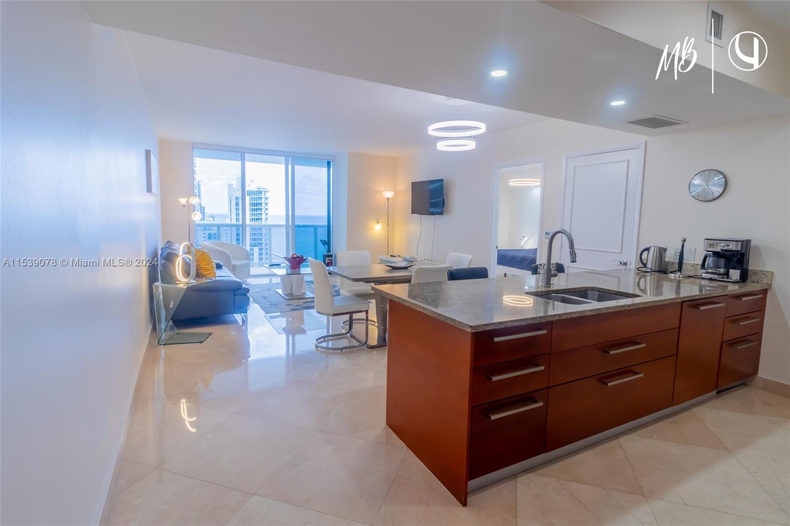 1830 S Ocean Dr 2210, Hallandale Beach, Florida 33009, 1 Bedroom Bedrooms, ,2 BathroomsBathrooms,Residentiallease,For Rent,1830 S Ocean Dr 2210,A11539078