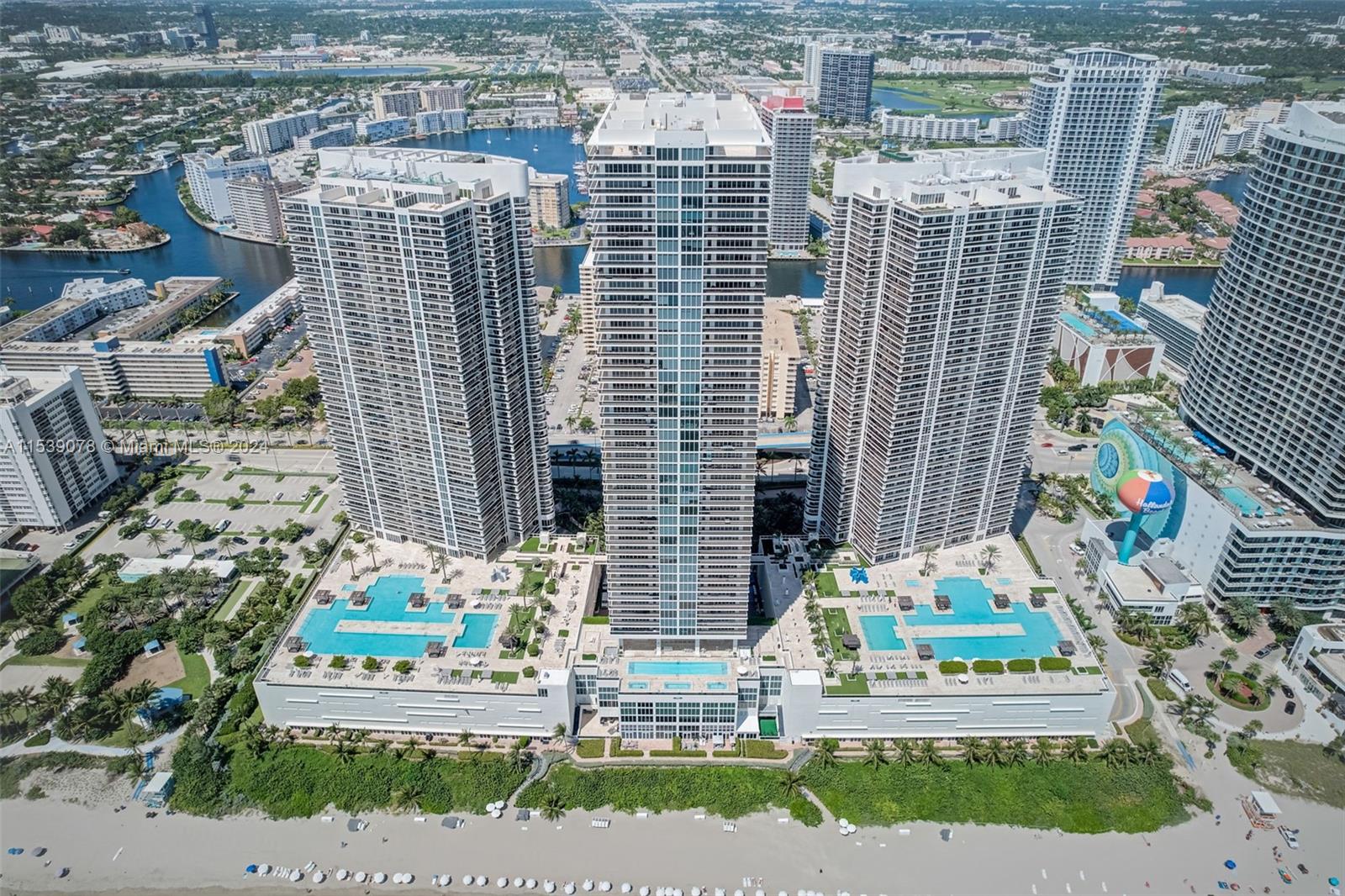 1830 S Ocean Dr 2210, Hallandale Beach, Florida 33009, 1 Bedroom Bedrooms, ,2 BathroomsBathrooms,Residentiallease,For Rent,1830 S Ocean Dr 2210,A11539078