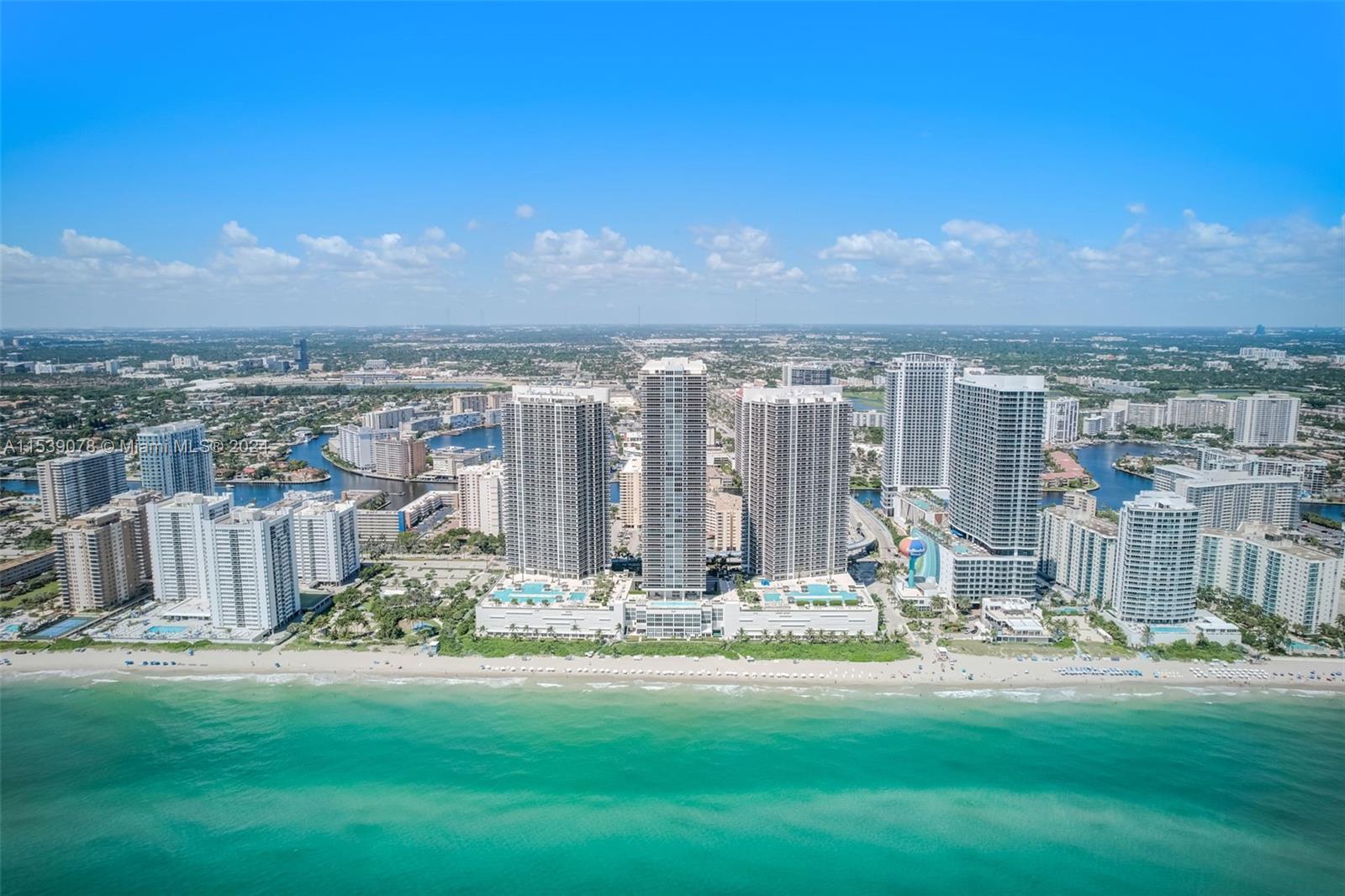 1830 S Ocean Dr 2210, Hallandale Beach, Florida 33009, 1 Bedroom Bedrooms, ,2 BathroomsBathrooms,Residentiallease,For Rent,1830 S Ocean Dr 2210,A11539078