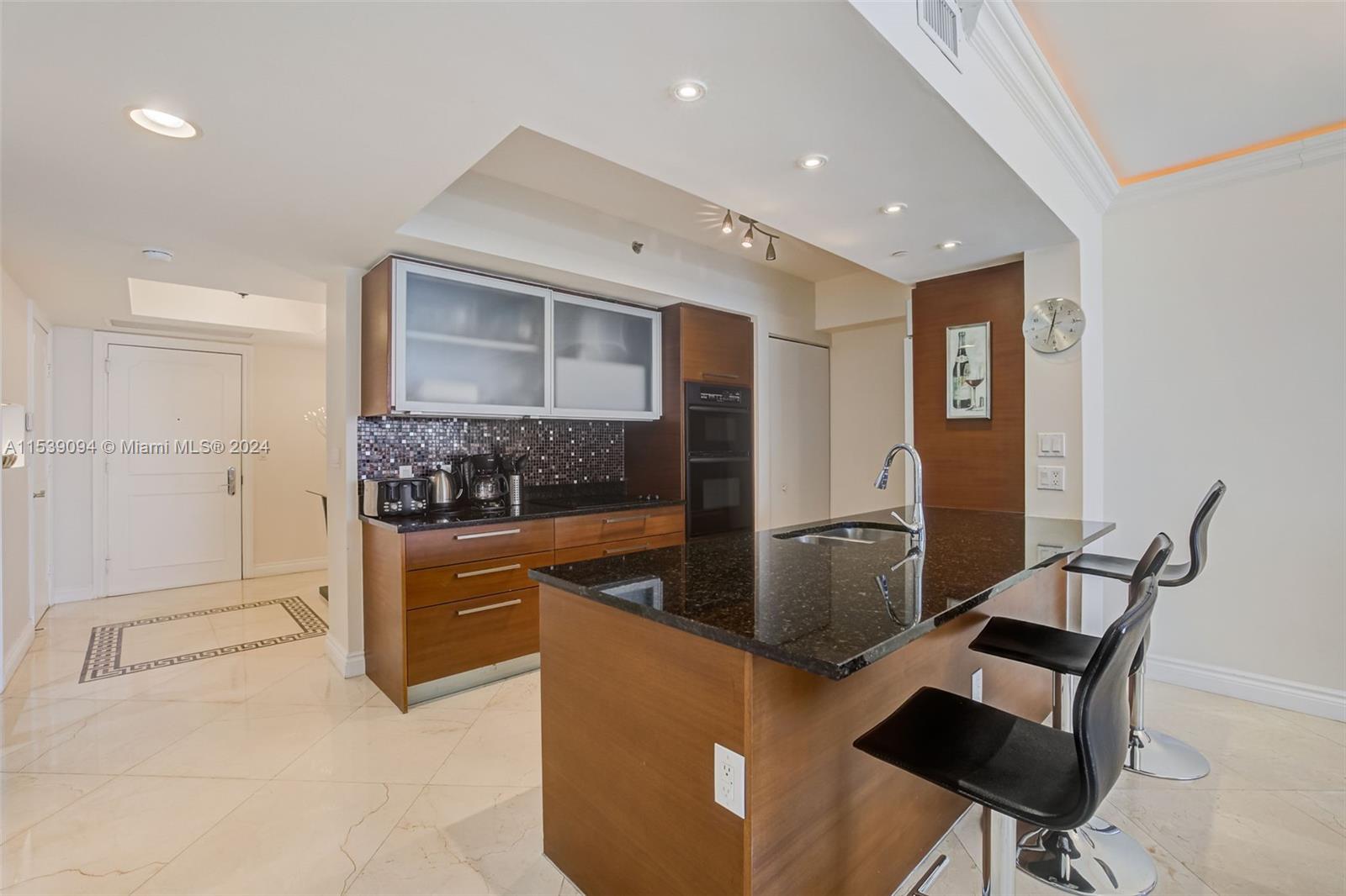 1830 S Ocean Dr 2004, Hallandale Beach, Florida 33009, 2 Bedrooms Bedrooms, ,3 BathroomsBathrooms,Residentiallease,For Rent,1830 S Ocean Dr 2004,A11539094