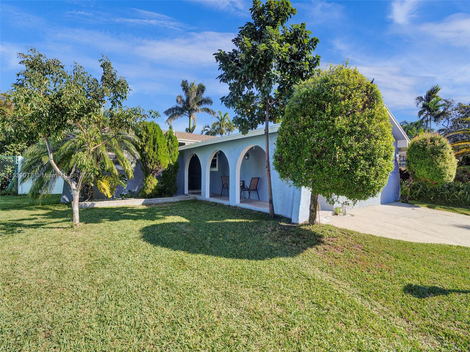 217 SE 5th St, Dania Beach, Florida 33004, 4 Bedrooms Bedrooms, ,3 BathroomsBathrooms,Residential,For Sale,217 SE 5th St,A11539077