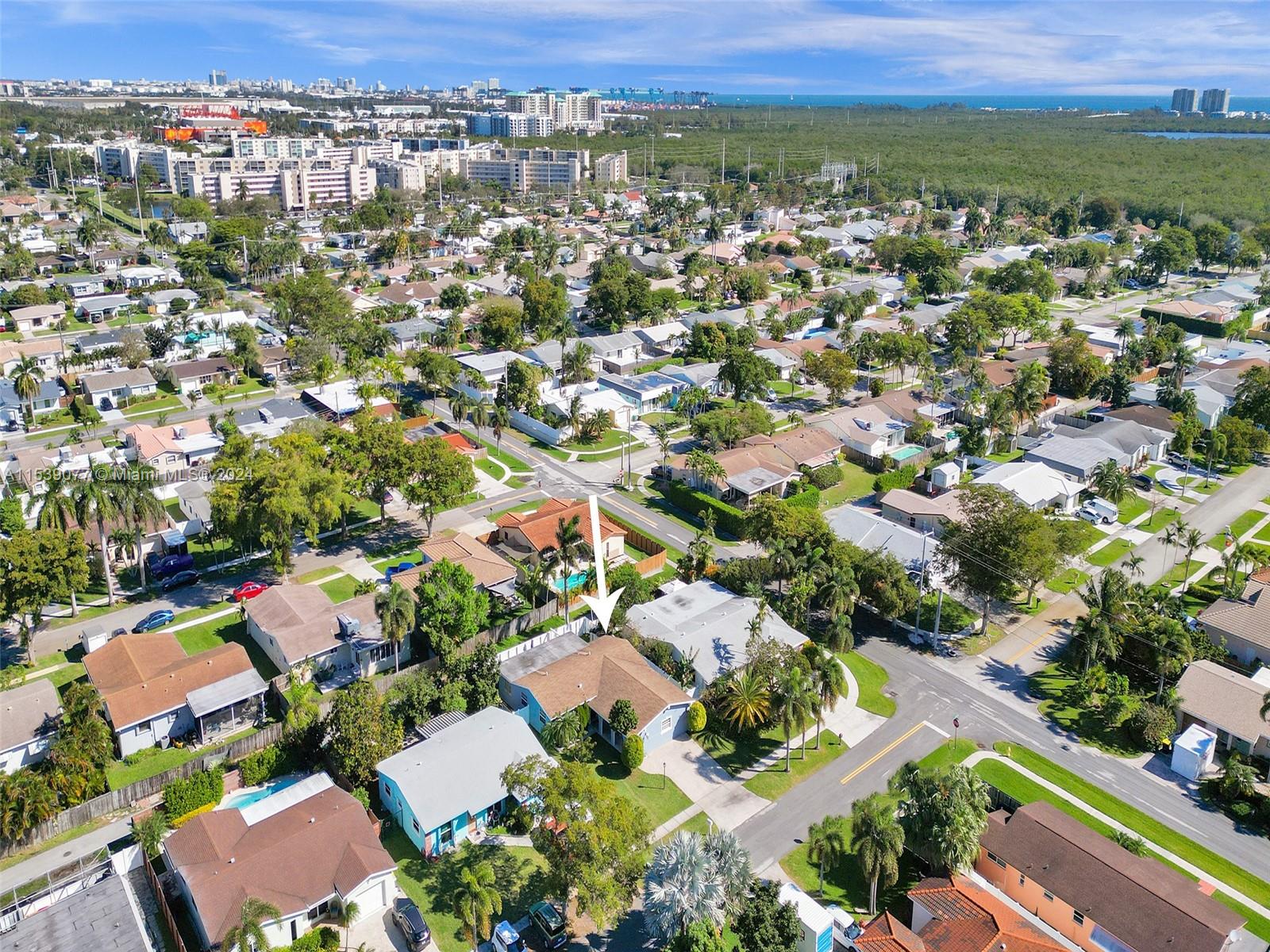 217 SE 5th St, Dania Beach, Florida 33004, 4 Bedrooms Bedrooms, ,3 BathroomsBathrooms,Residential,For Sale,217 SE 5th St,A11539077