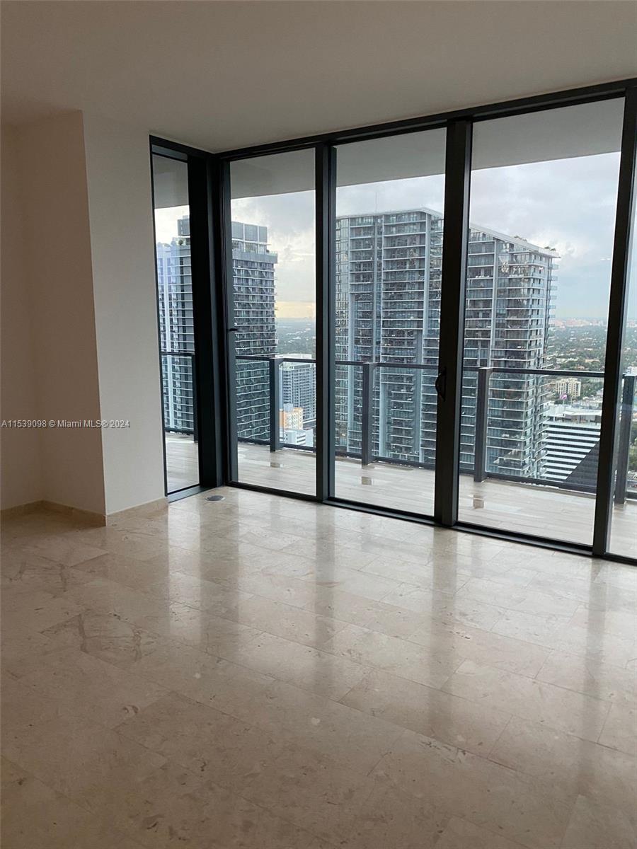 68 SE 6th St 3604, Miami, Florida 33131, 3 Bedrooms Bedrooms, ,3 BathroomsBathrooms,Residentiallease,For Rent,68 SE 6th St 3604,A11539098
