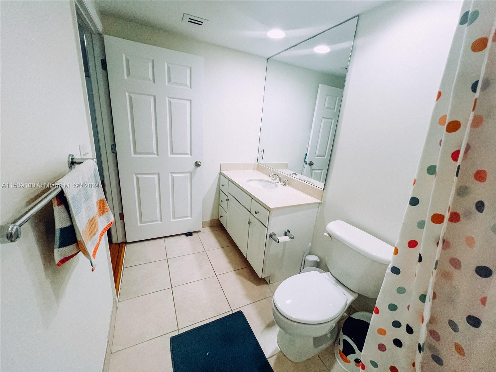 2000 N Bayshore Dr 302, Miami, Florida 33137, 3 Bedrooms Bedrooms, ,2 BathroomsBathrooms,Residential,For Sale,2000 N Bayshore Dr 302,A11539100