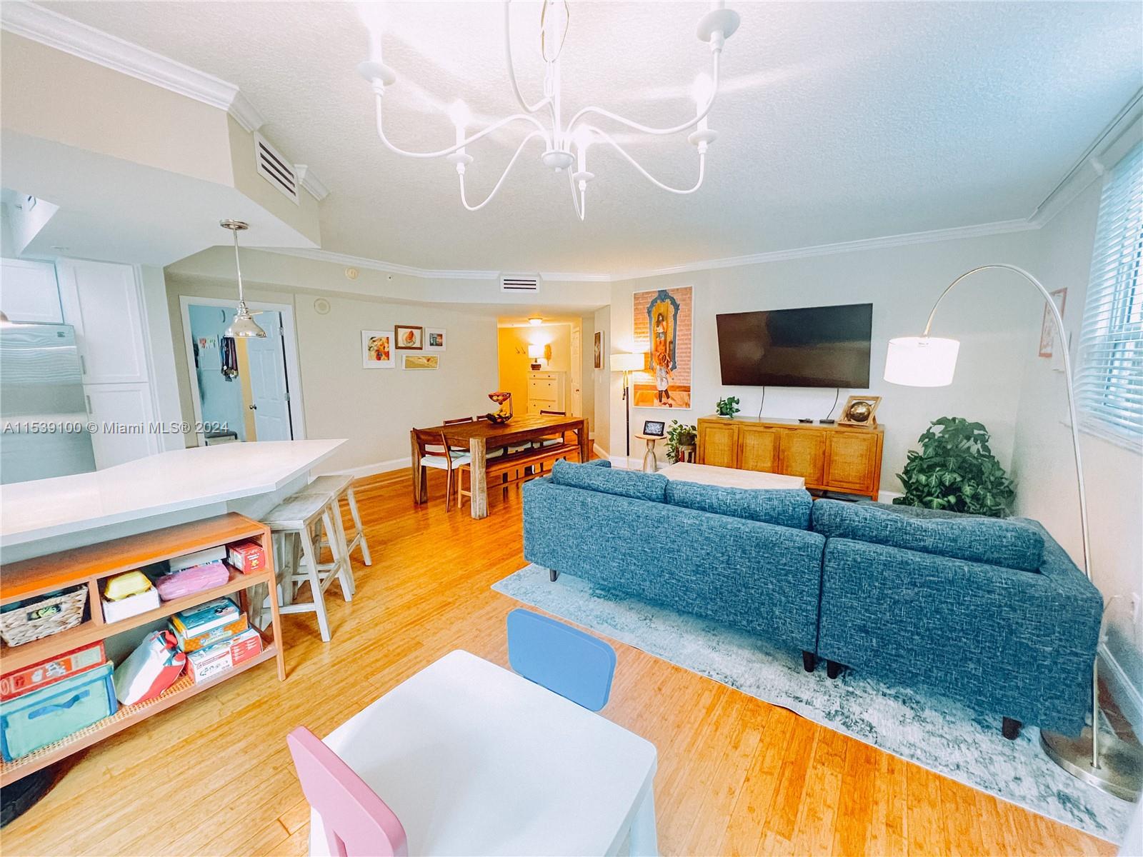 2000 N Bayshore Dr 302, Miami, Florida 33137, 3 Bedrooms Bedrooms, ,2 BathroomsBathrooms,Residential,For Sale,2000 N Bayshore Dr 302,A11539100